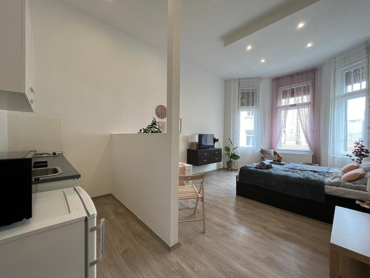 D58 Apartments In The City Center Budapest Luaran gambar