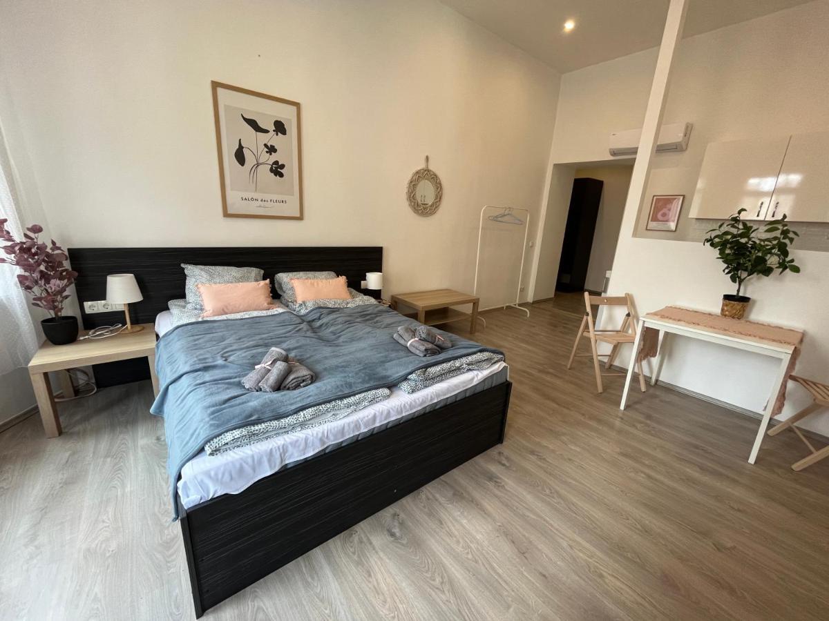 D58 Apartments In The City Center Budapest Luaran gambar